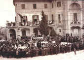 1928_consegna.bandiera.jpg (42764 byte)