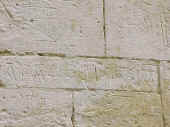 iscrizione antica sulla facciata della chiesa Madonna della Neve