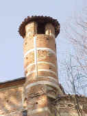 il campanile cilindrico del XII secolo