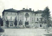 1914.29.8_facciata castello.jpg (57811 byte)